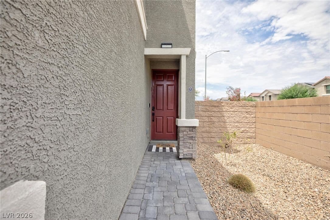 4545 Kali Lyn Street photo 4