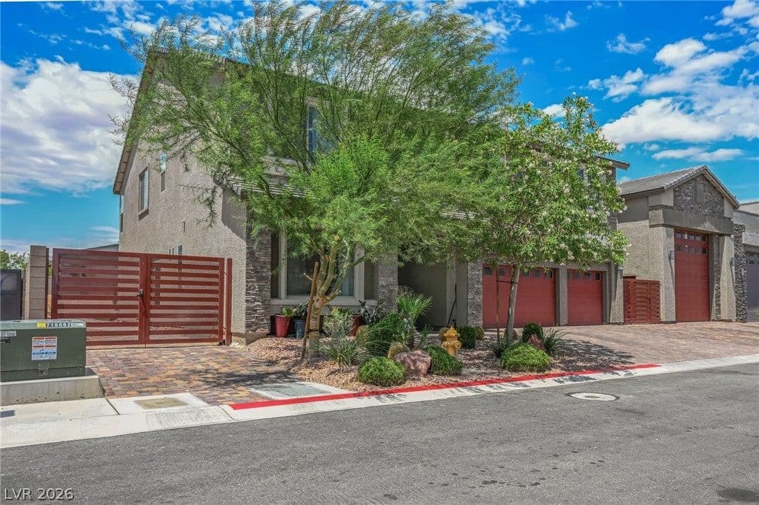 8557 Pioneer Way photo 3
