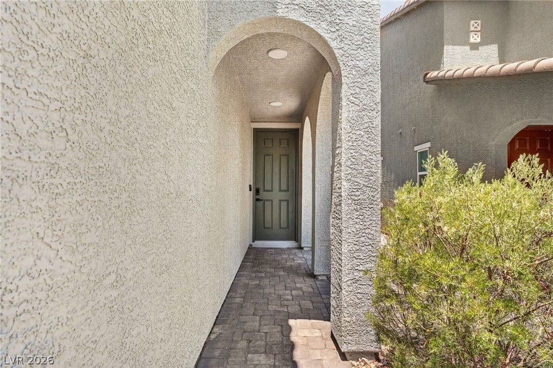 7700 Mojave Wind Avenue photo 3