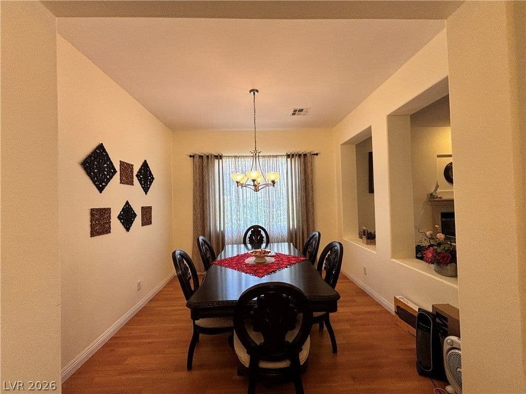 932 Viscanio Place photo 4