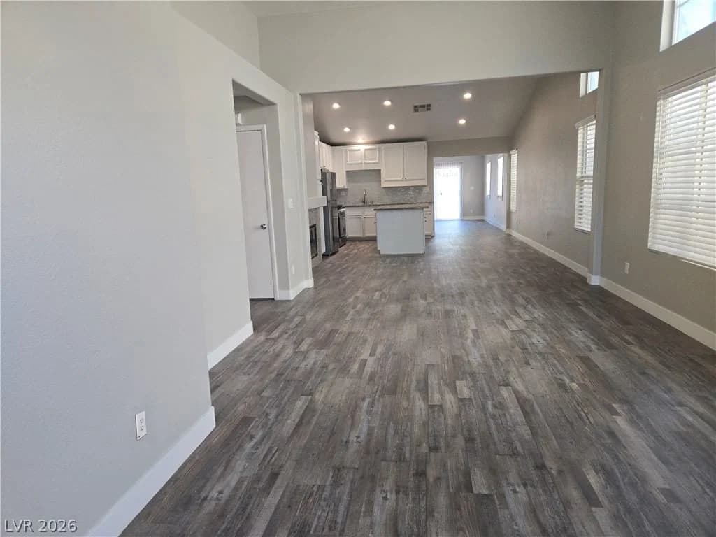 1613 Golden Glen Court photo 3