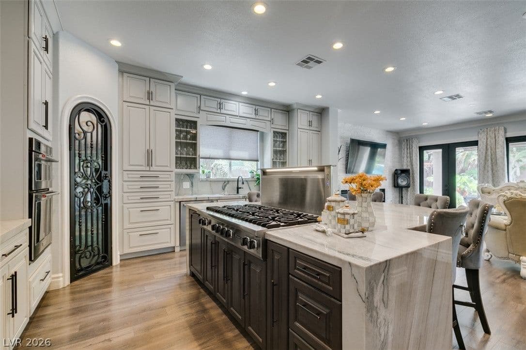 9535 Bella Citta Street photo 4