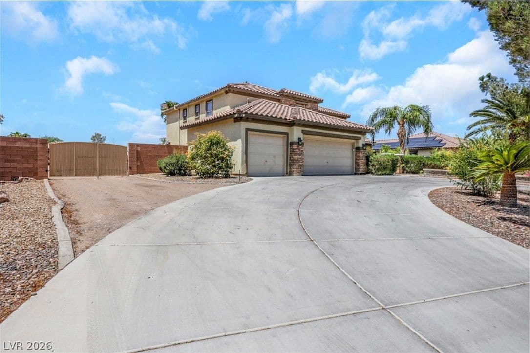 8101 Bradley Road photo 4