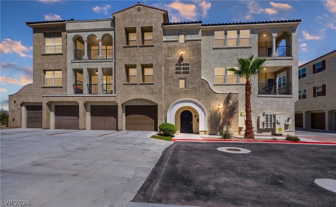 2555 Hampton Road photo 3