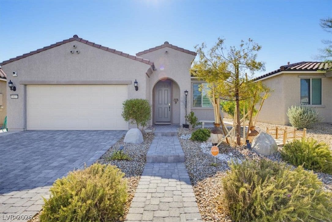 6819 Feather Hill Street photo 2