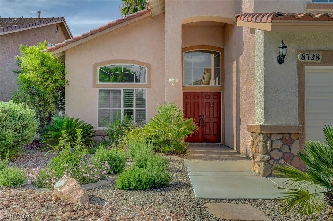 8738 Vista Cantera Court photo 3