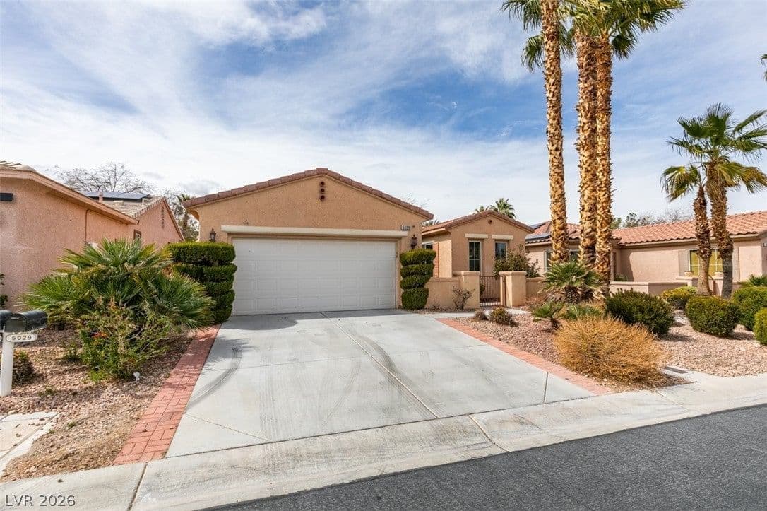 5029 Alfingo Street photo 2