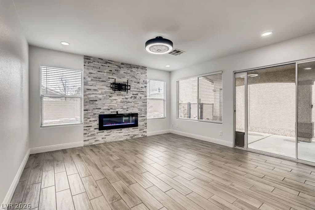 1601 Vespertina Court photo 4
