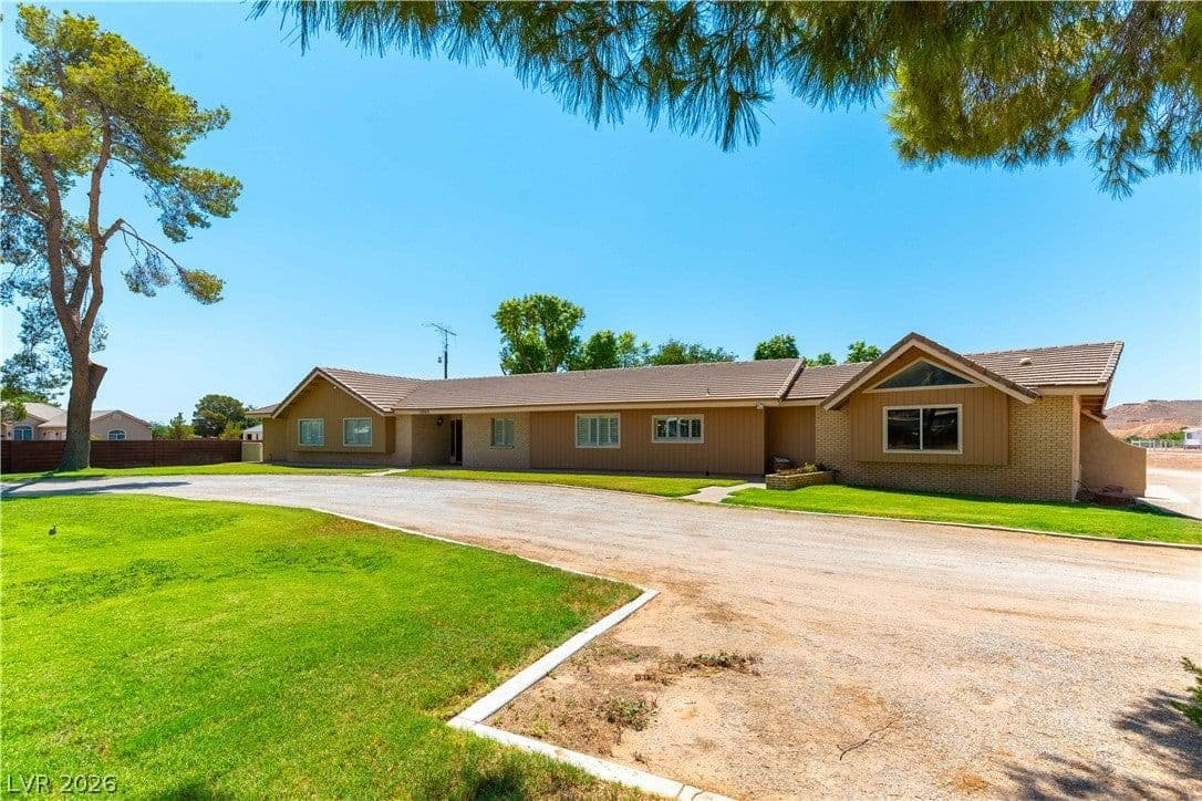 1985 Gubler Avenue photo 3