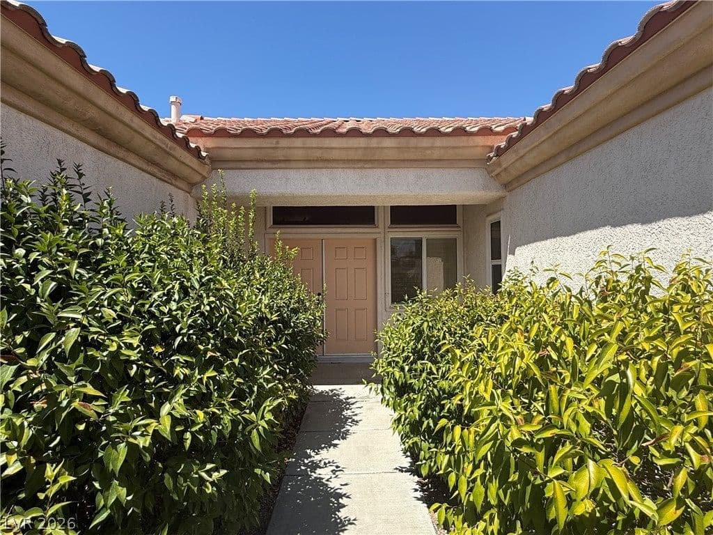 10216 Button Willow Drive photo 4