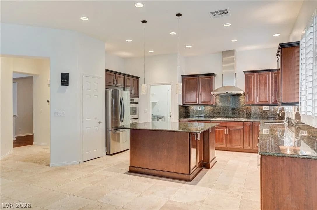 6641 Black Oaks Street photo 4