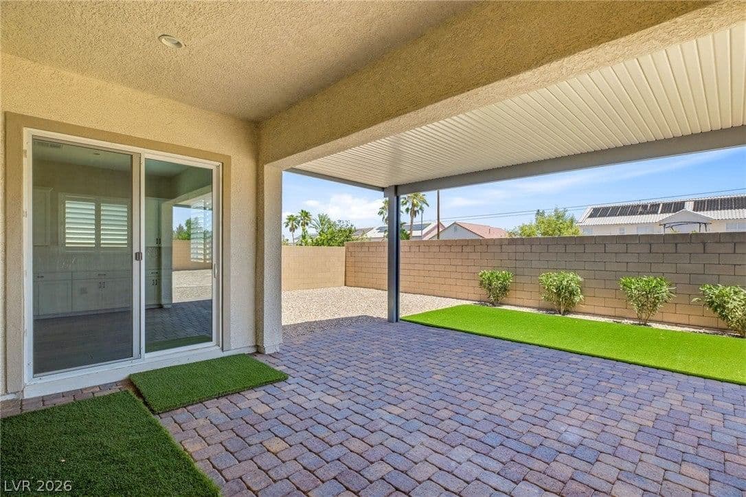 10086 Goff Grove Court photo 3