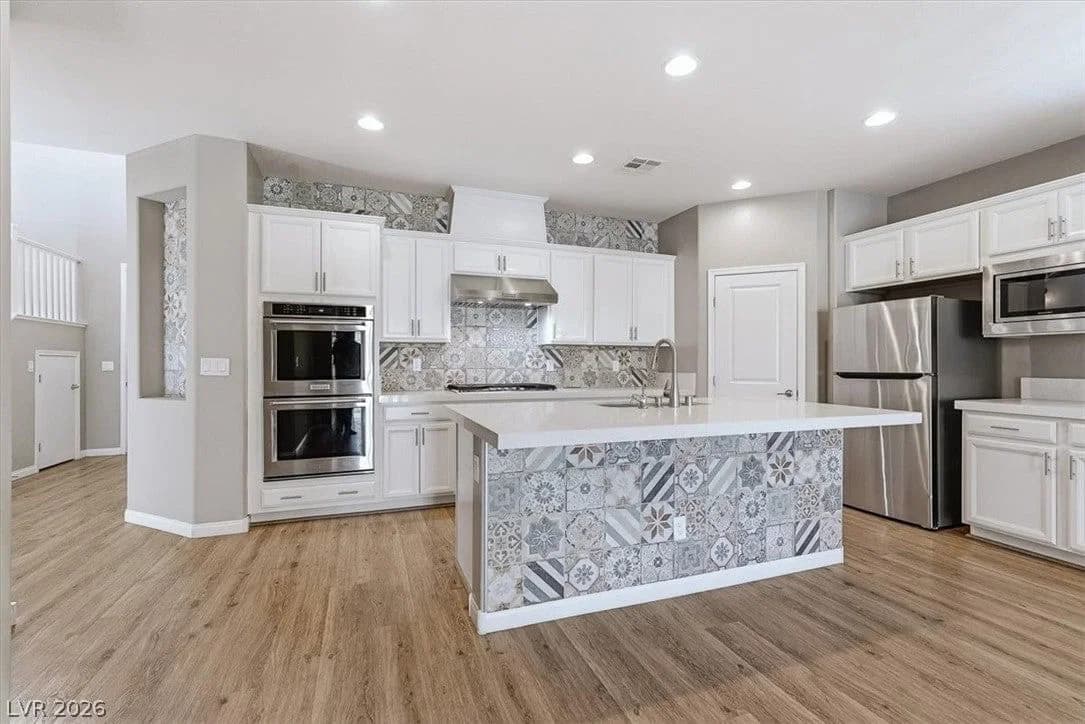 11844 Mino Rio Avenue photo 5