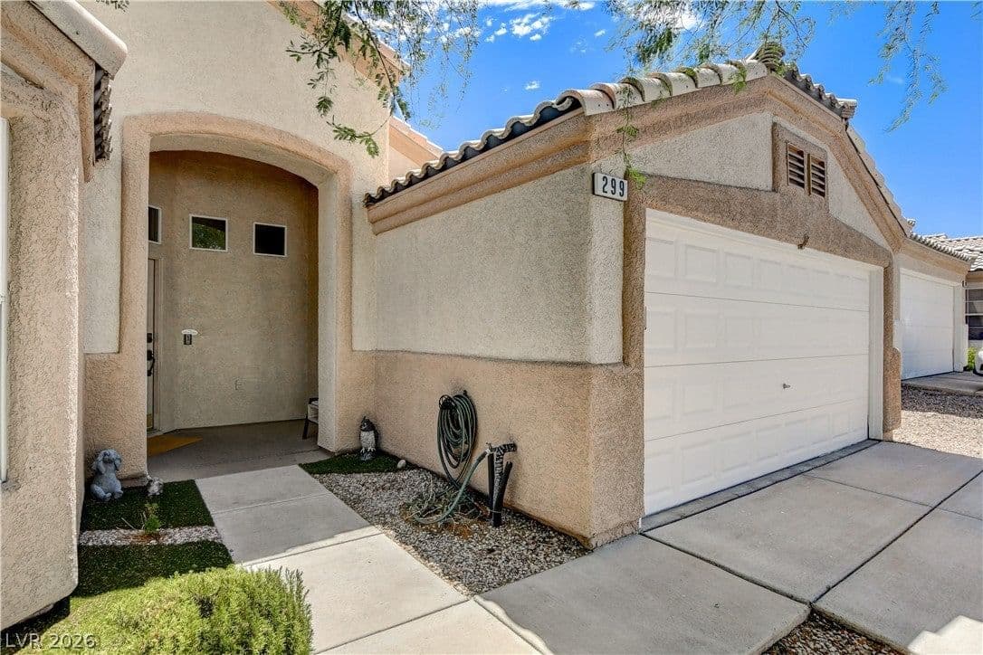 299 Deerleap Circle photo 4