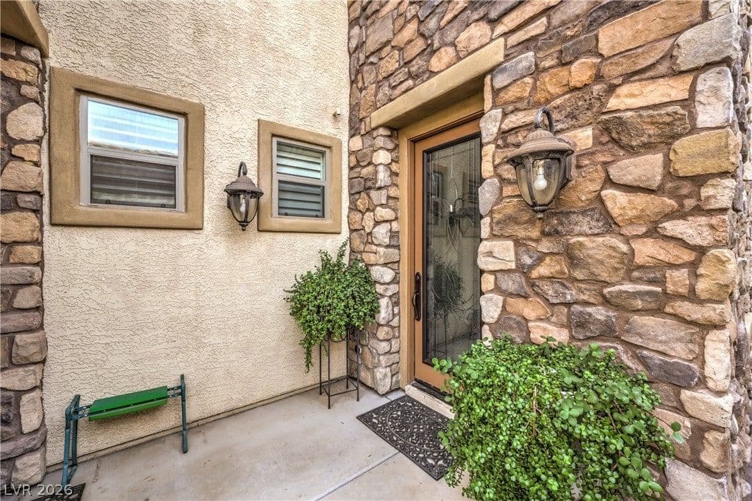 949 Via Stellato Street photo 3