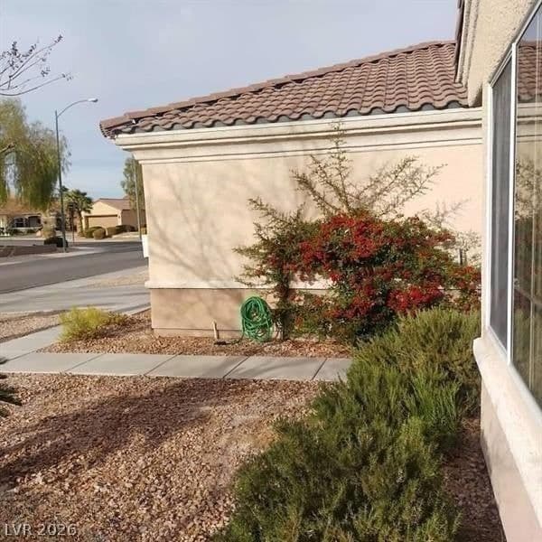 1652 Black Fox Canyon Road photo 4