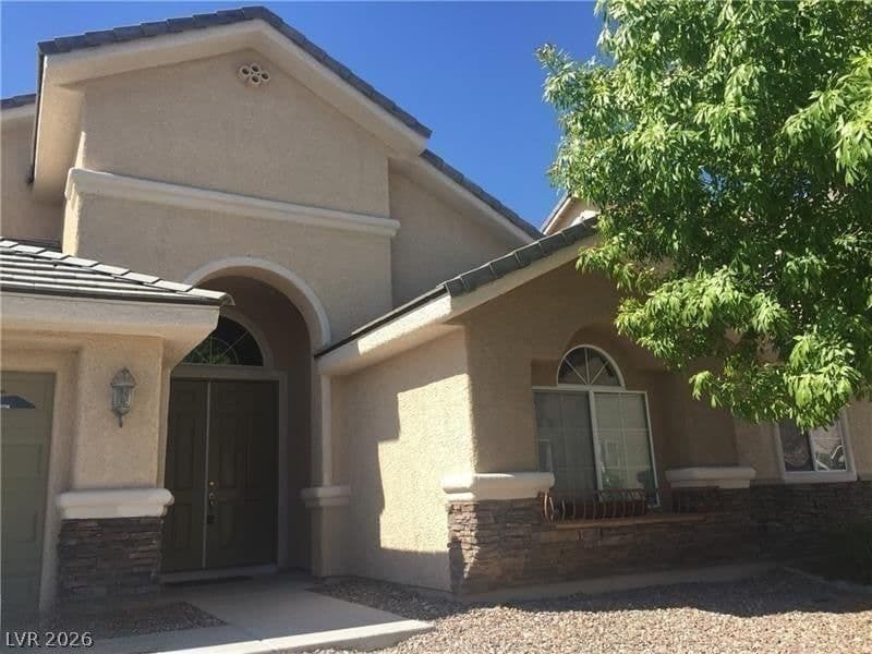 6245 Hawthorn Woods Avenue photo 2