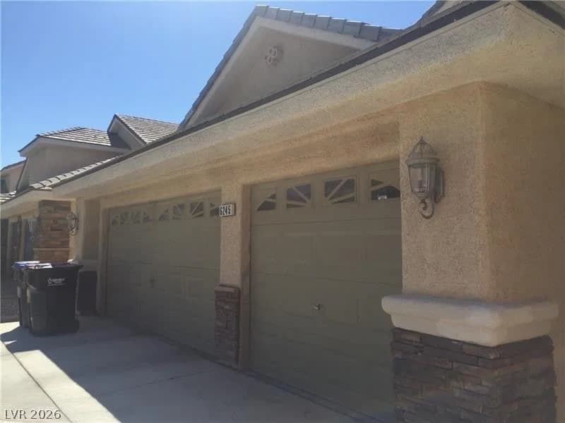 6245 Hawthorn Woods Avenue photo 3