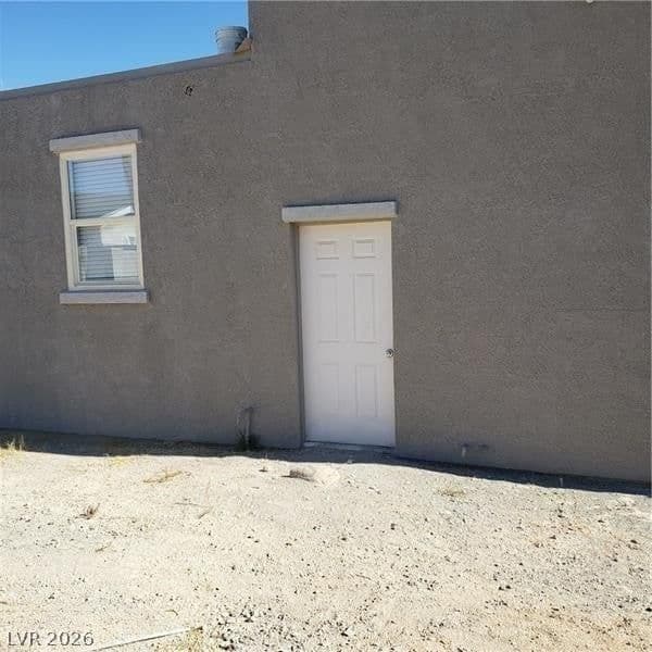 3439 Cox Street photo 2