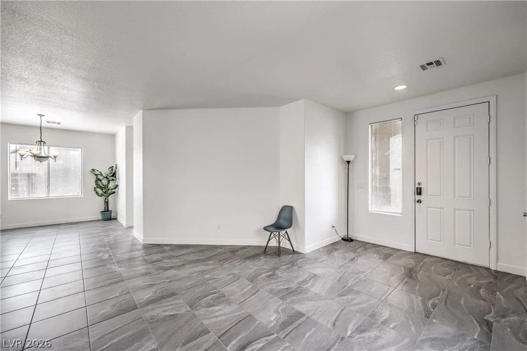 920 Gary Carmena Avenue photo 3