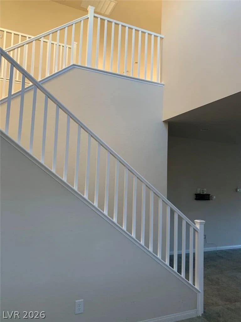 933 Kimbark Avenue photo 3