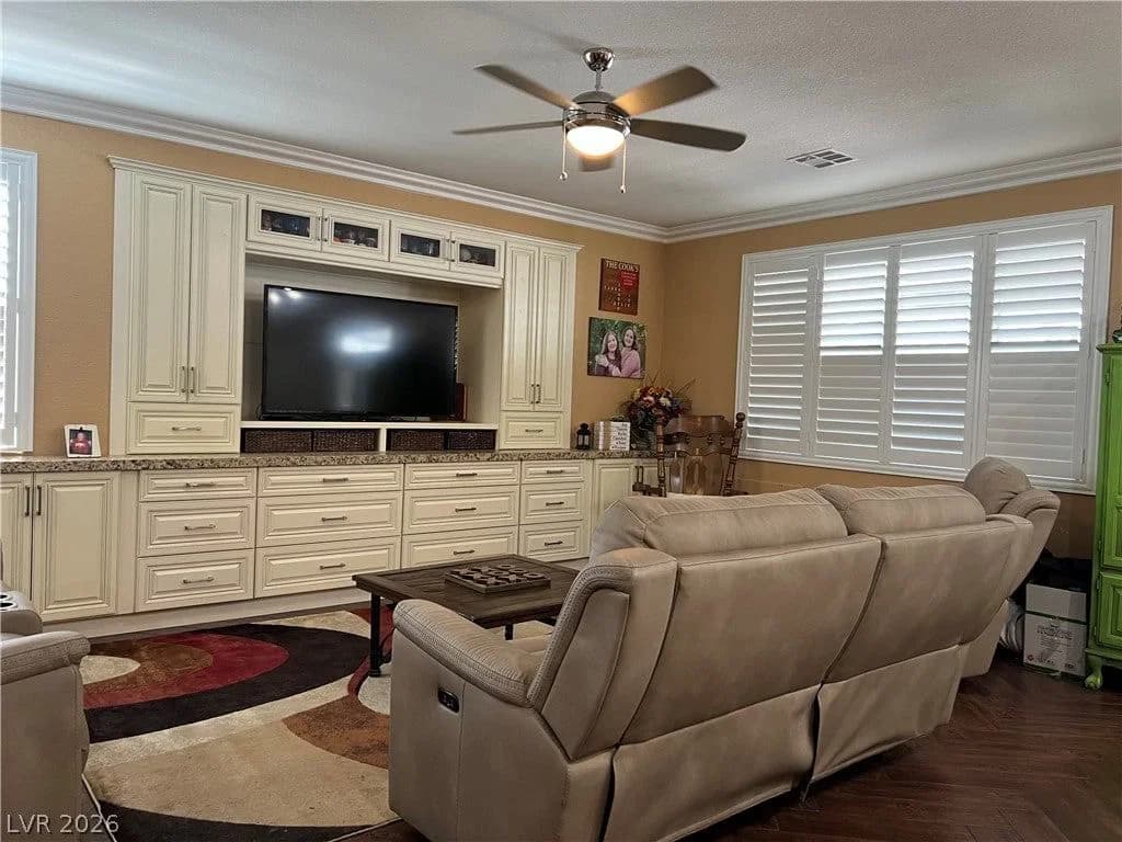6378 Elizabethtown Avenue photo 2