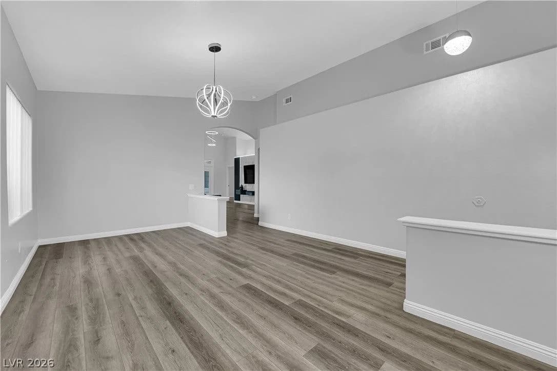 2528 Huber Heights Drive photo 4