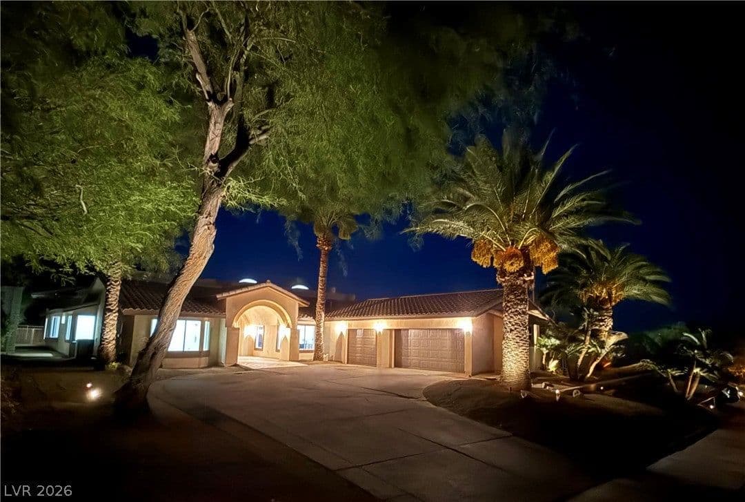 606 Valencia Drive photo 2