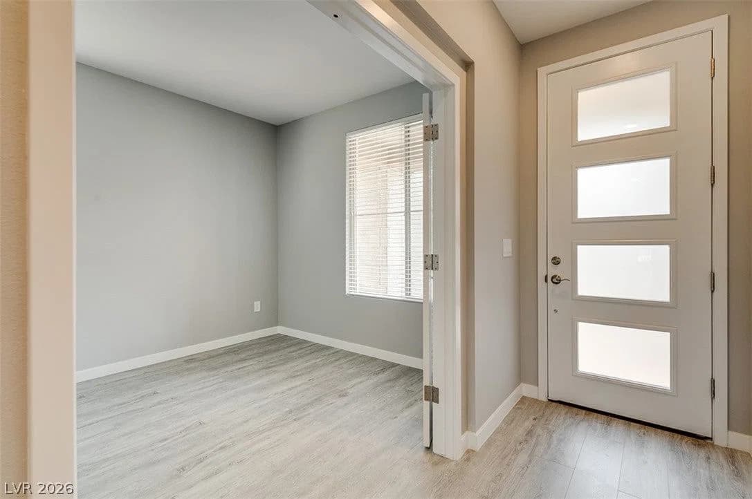 6020 Andezano Drive photo 4