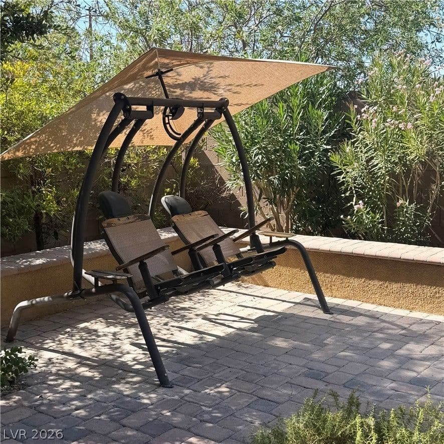 72 Newton Ridge Way photo 3