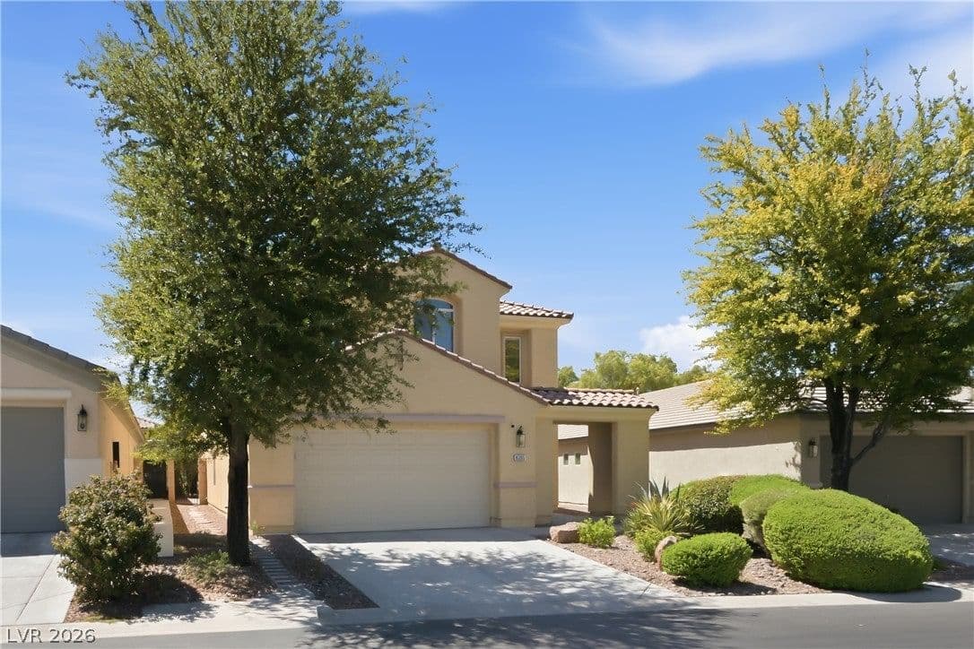 8305 Oakshire Street photo 2