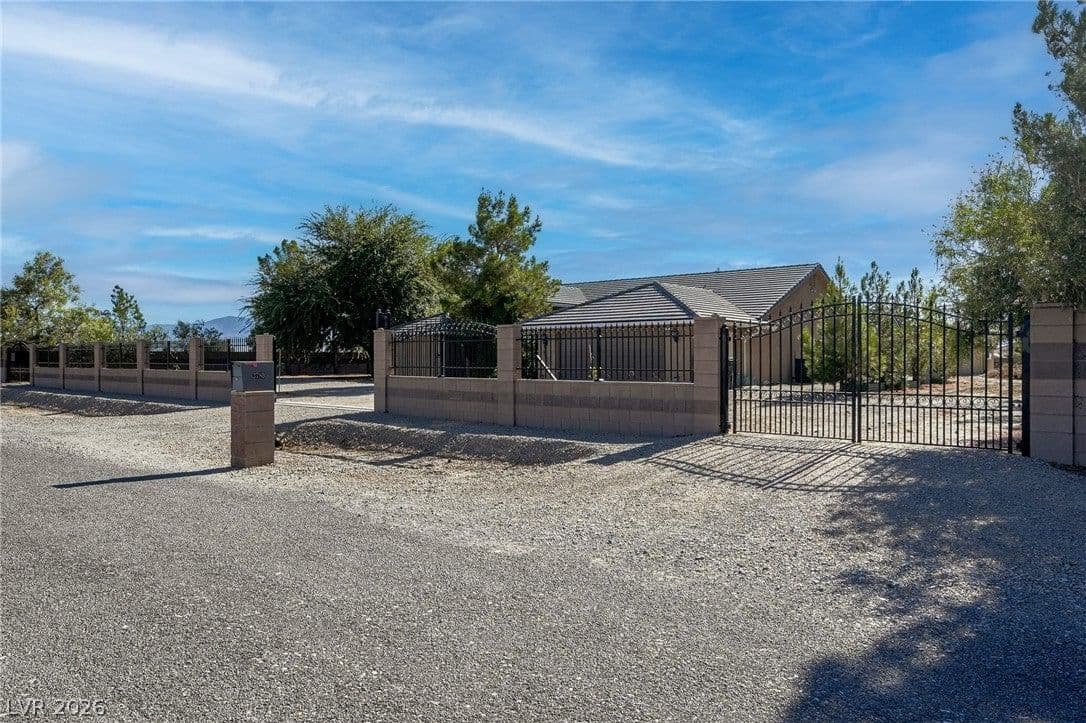 3780 Ranger Way photo 2