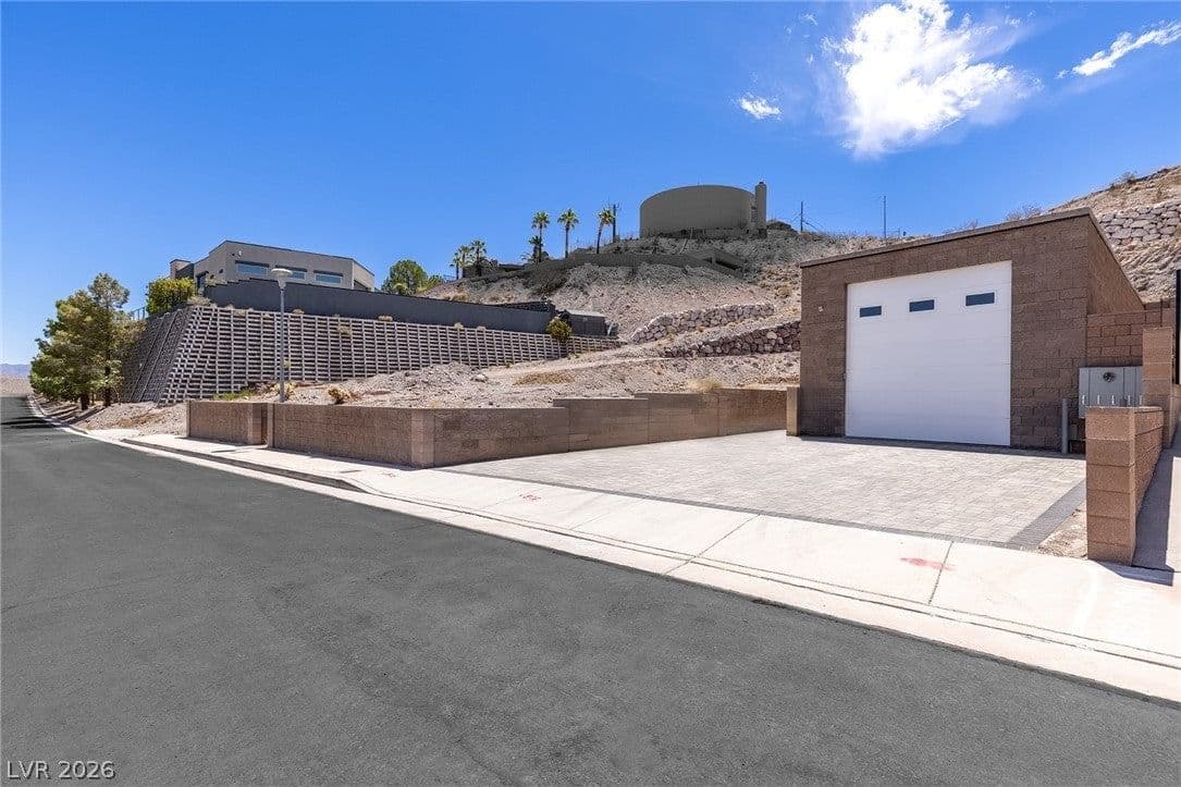 1317 Alpine Drive photo 5