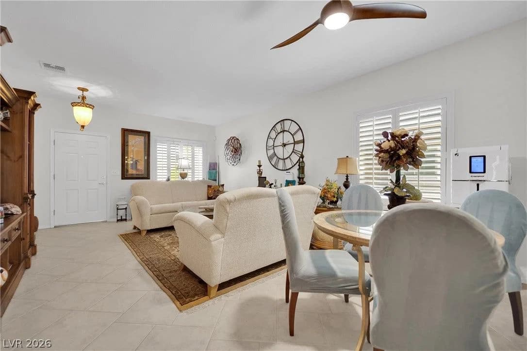 1811 Tiger Creek Avenue photo 4