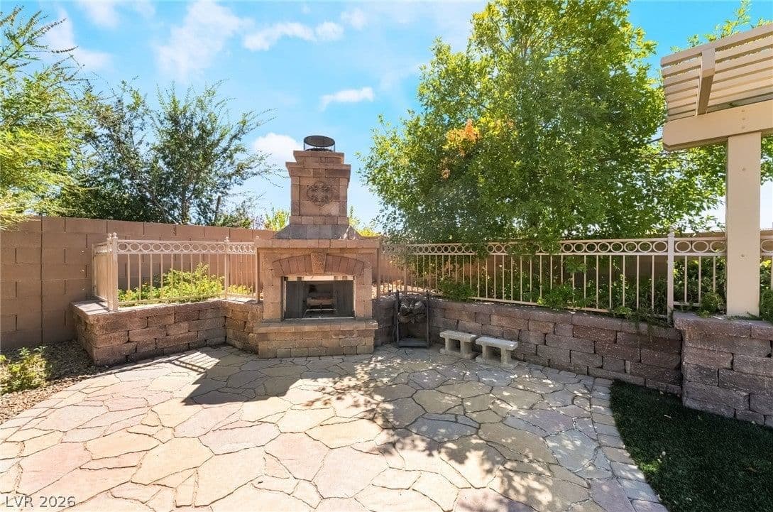 339 Milan Street photo 4