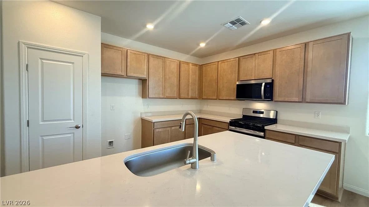 3887 Tico Falls Avenue photo 4