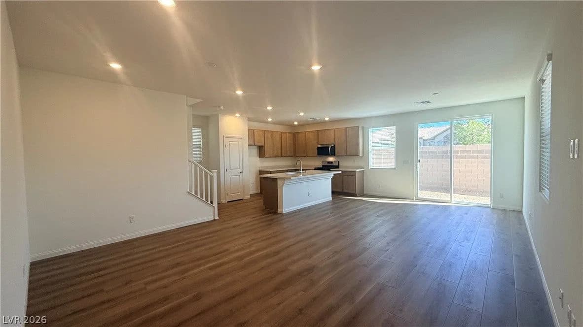 3887 Tico Falls Avenue photo 2