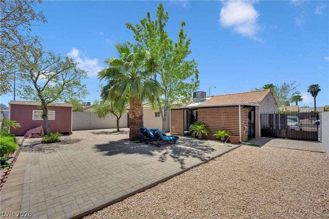 530 Grape Drive photo 3