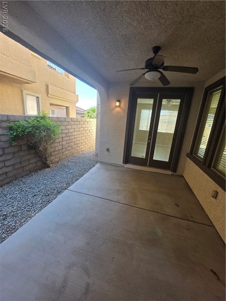 11837 Calle De Sol Drive photo 4