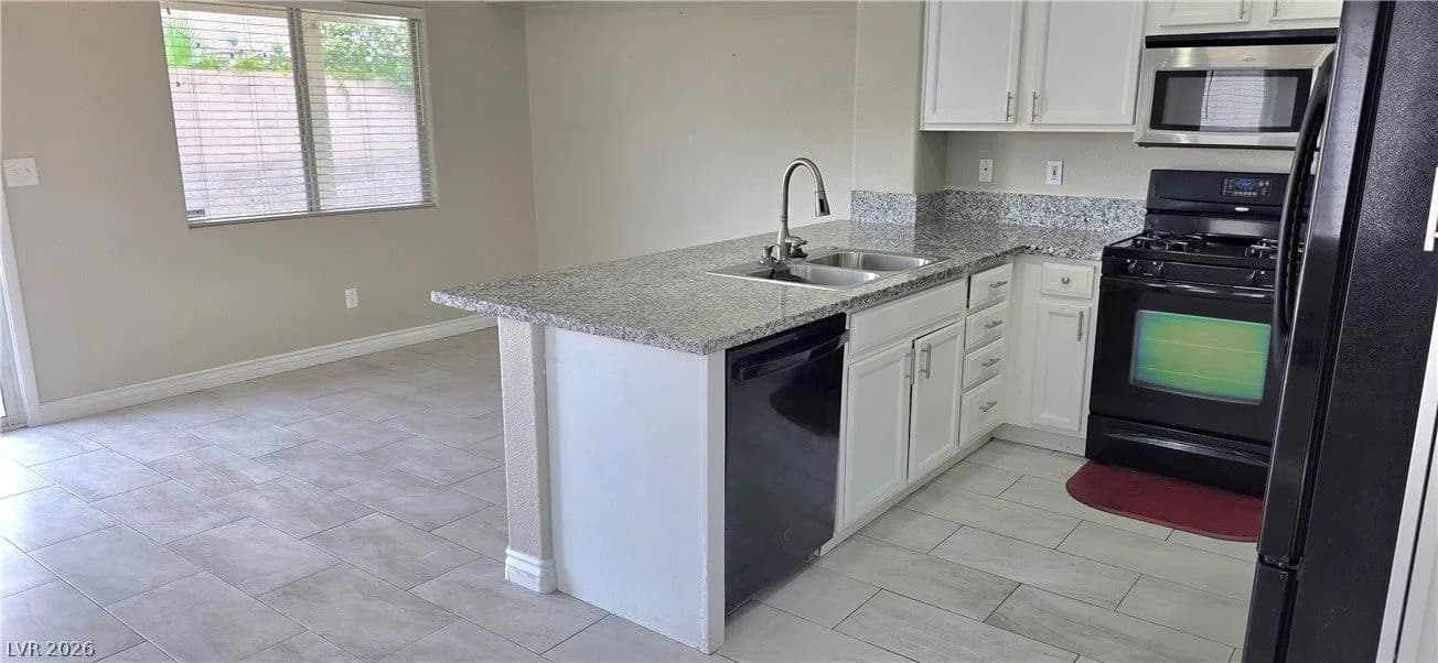 3806 Singing Lark Court photo 5