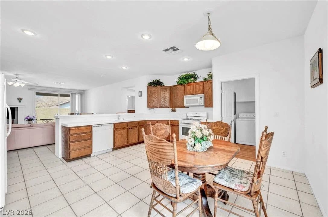 4426 Peaceful Heights Lane photo 3