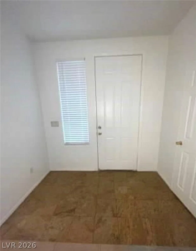 7879 Villa Pintura Avenue photo 5