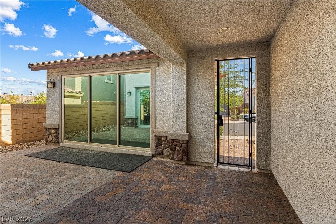 9936 Bighorn Bellows Avenue photo 4