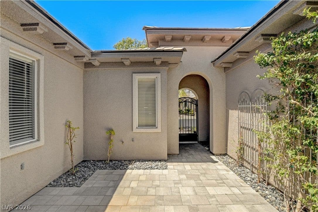 3374 Garden Shower Place photo 3