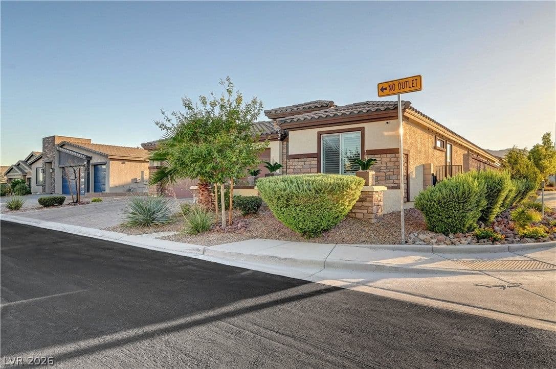 6391 Montrose Park Court photo 3