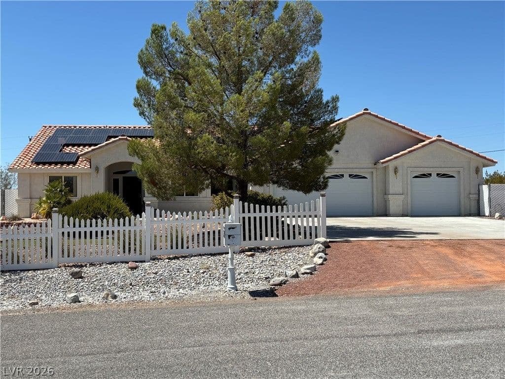 2300 Arado Lane