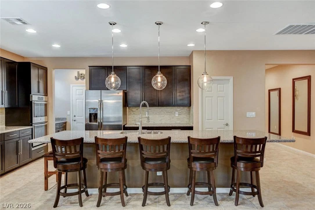 8057 Eve Rock Street photo 2