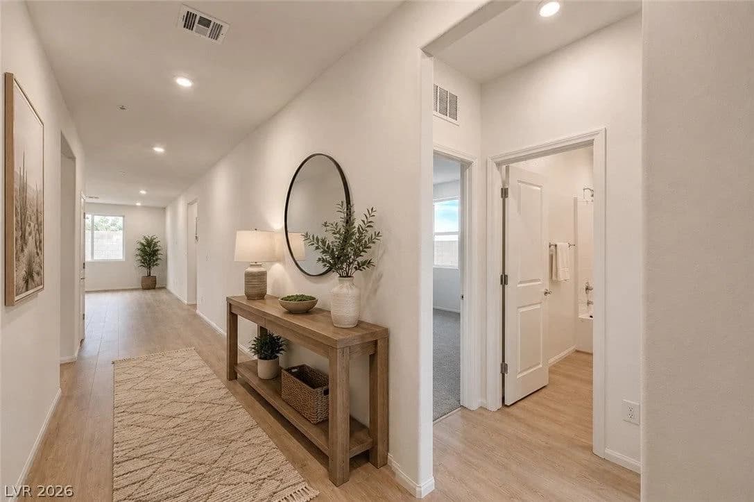 3886 Blooming Orange Avenue photo 2