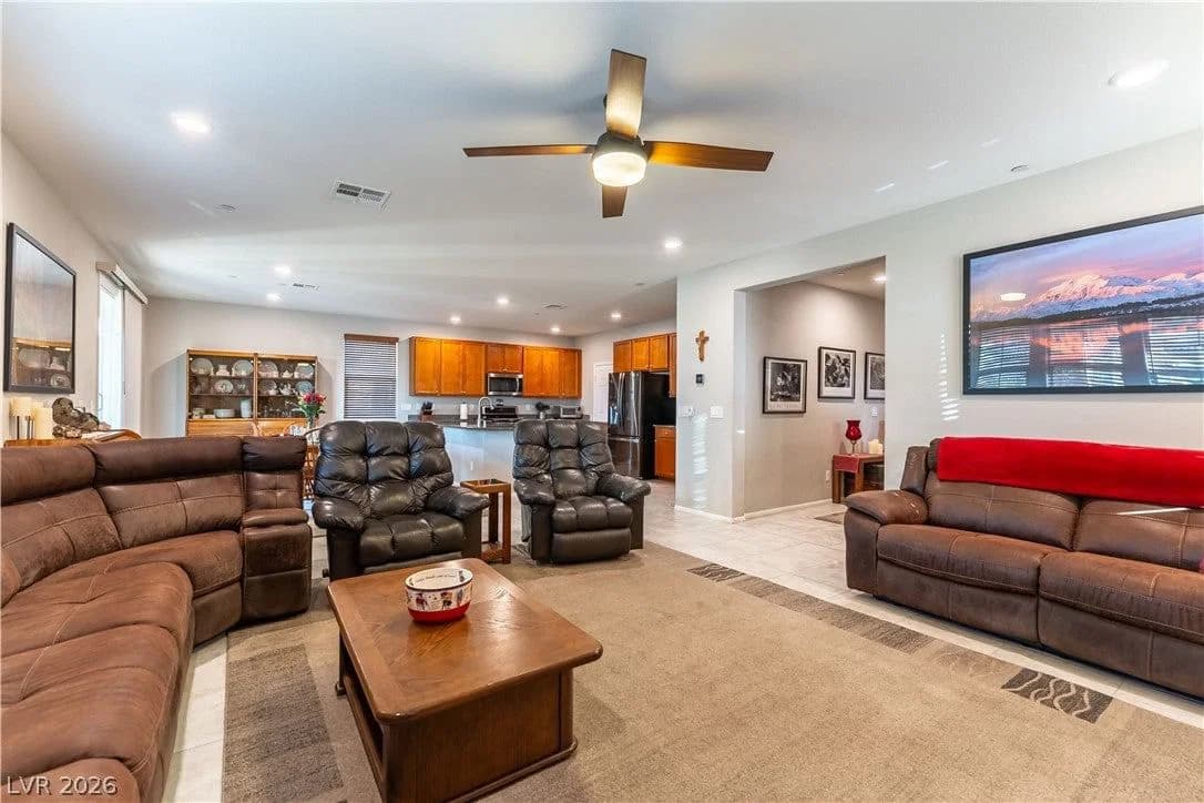 982 Twilight Glow Court photo 4