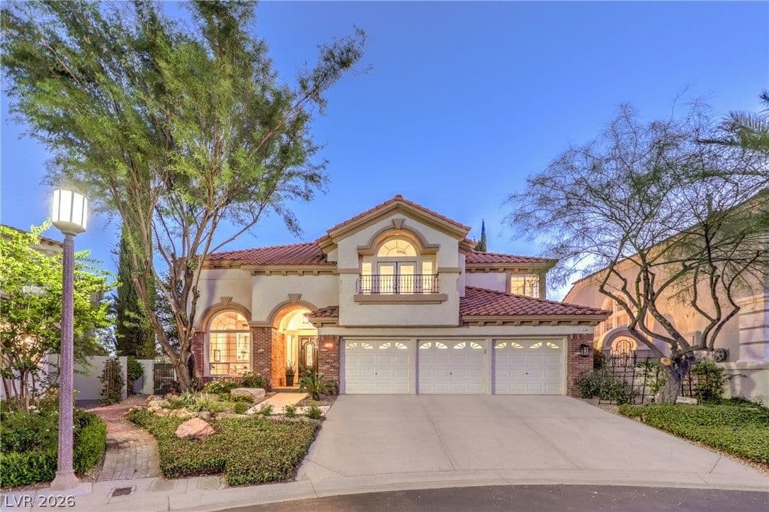 1705 Corta Bella Drive photo 2